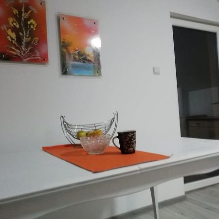 Apartman Salus توزلا المظهر الخارجي الصورة